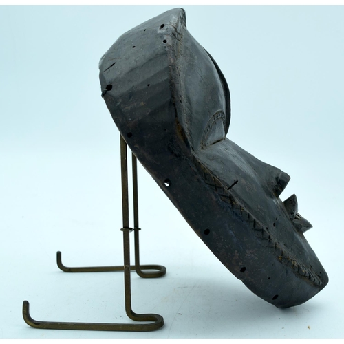 8 - AFRICAN TRIBAL DAN YAKOBA MASK, LIBERIA.  25cm x 16cm