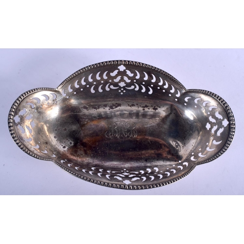 1062 - A VINTAGE TIFFANY & CO SILVER SWEET MEAT DISH. 111 grams. 19 cm x 11 cm.