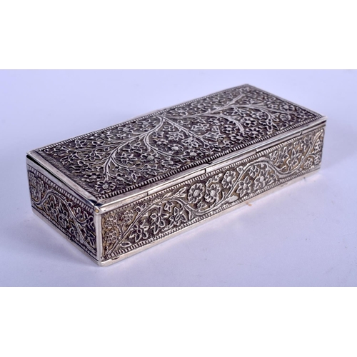 1073 - A SILVER TREE OF LIFE BOX. Birmingham 1940. 95 grams. 9 cm x 2 cm.