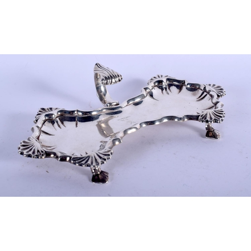 1094 - AN ANTIQUE SILVER CANDLE SNUFFER TRAY. 309 grams. 21 cm x 4.5 cm.