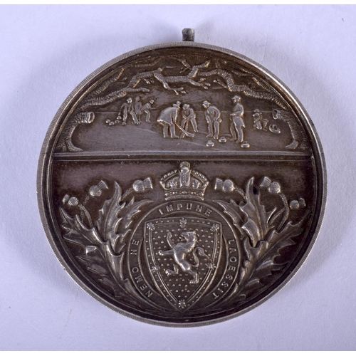 1098 - AN ANTIQUE CURLING CLUB MEDAL. Birmingham 1908. 27 grams. 4 cm diameter.