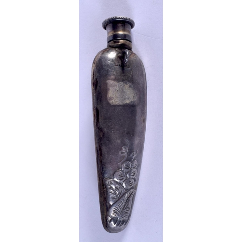 1114 - A STERLING SILVER SCENT BOTTLE. 16 grams. 8 cm long.