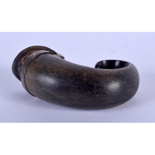 1118 - AN ANTIQUE SCOTTISH CARVED HORN SNUFF MULL. 25 grams. 6 cm x 5 cm.