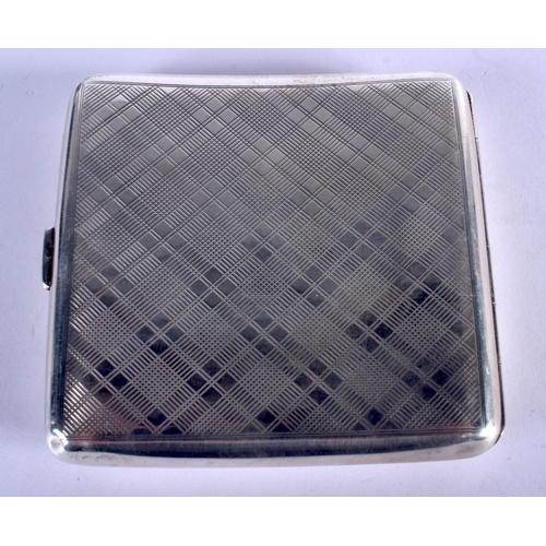 1125 - A STERLING SILVER GOLFING CIGARETTE CASE. 113 grams. 9 cm x 8.5 cm.