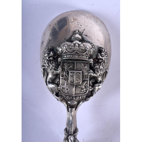 1170 - AN EXTREMELY RARE PAIR OF 18TH/19TH CENTURY CONTINENTAL SILVER UTENSILS of highly unusual form. 254 ... 