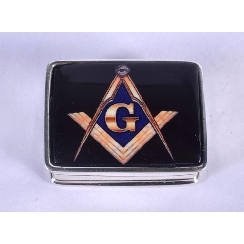 1205 - A SILVER MASONIC PILL BOX. 19 grams. 3.5 cm x 2.5 cm.