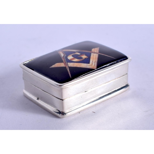 1205 - A SILVER MASONIC PILL BOX. 19 grams. 3.5 cm x 2.5 cm.