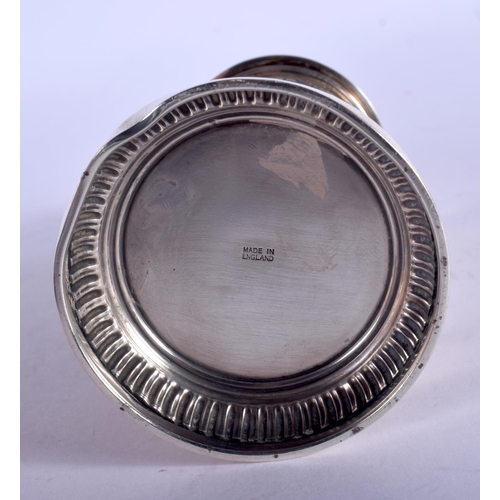 1236 - A 1960S SILVER SUGAR CASTER. Birmingham 1968. 207 grams. 16 cm x 7 cm.