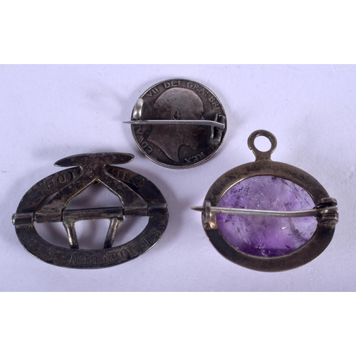 1270 - THREE ANTIQUE BROOCHES. Largest 3.5 cm wide. (3)