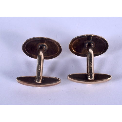 1279 - A PAIR OF 9CT GOLD CUFFLINKS. 7 grams. 2 cm x 1 cm.