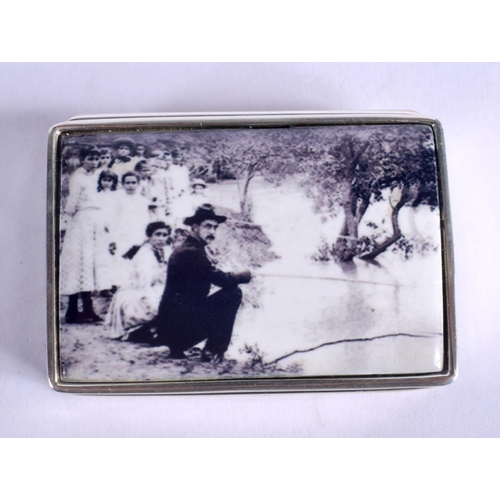 1337 - A SILVER CHARLIE CHAPLIN BOX. 38 grams. 5 cm x 3.5 cm.