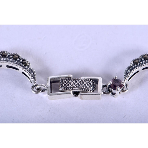 1356 - A SILVER NECKLACE. 36 grams. 46 cm long.