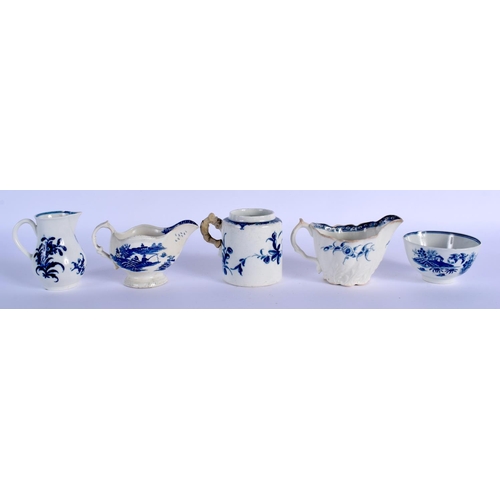 220 - A collection of 18th c. Worcester blue decorated porcelain: a convolvulus low Chelsea ewer 11.5cm lo... 