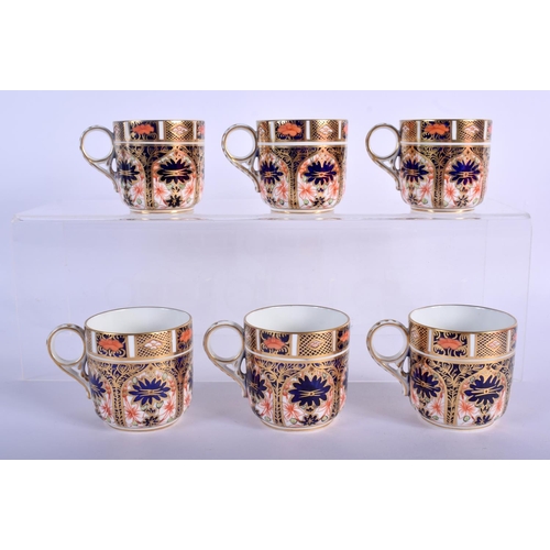 280 - Royal Crown Derby set of six coffee cups and saucers painted with imari pattern 1128, date code 1917... 