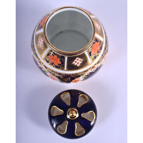 282 - Royal Crown Derby pot pourri vase and cover painted with imari pattern 1128, date code 1916.  10cm h... 