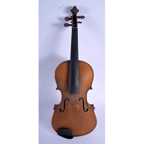 489 - A TWO PIECE BACK VIOLIN with bow. 57 cm long. (2)