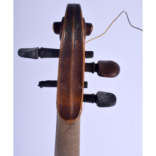 489 - A TWO PIECE BACK VIOLIN with bow. 57 cm long. (2)