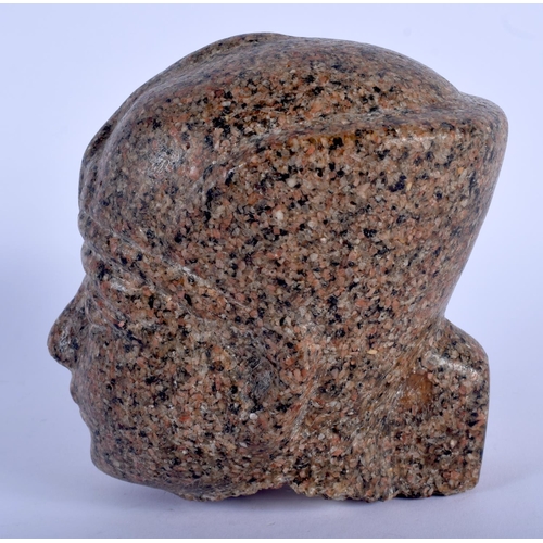 522 - A 19TH CENTURY EGYPTIAN GRAND TOUR CARVED GRANITE HEAD OF A PHAROAH Antiquity style. 12 cm x 10 cm.