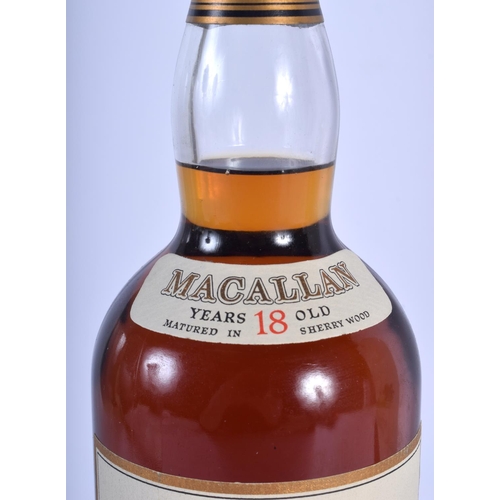 579 - AN 18 YEAR GOLD MACALLAN SINGLE HIGHLAND MALT SCOTCH WHISKY in original box.