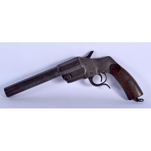 593 - A DEACTIVATED FIRST WORLD WAR BOHLING & ESCHRICH GERMAN MILITARY ISSUE HEBEL FLARE PISTOL. 33 cm wi.... 