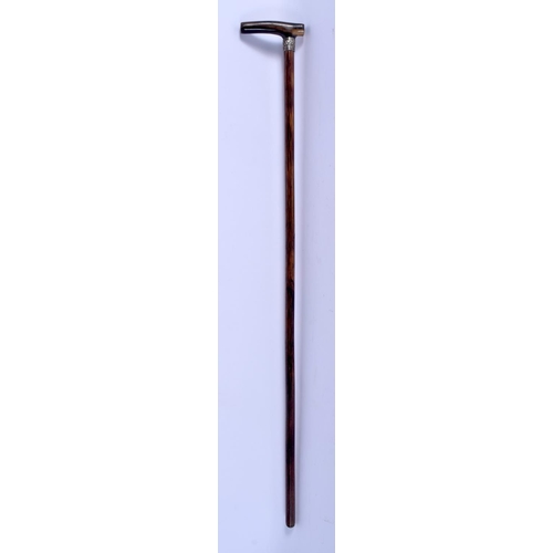 660 - A RARE 19TH CENTURY CONTINENTAL CARVED CHILD RHINOCEROS HORN WALKING CANE with bamboo shaft. 60 cm l... 