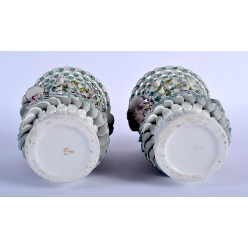 74 - A PAIR OF 19TH CENTURY FRENCH SAMSONS OF PARIS PORCELAIN VASES modelled in the Chelsea Derby style. ... 