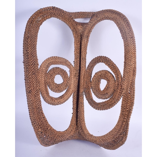 757 - A VINTAGE PAPUA NEW GUINEA ABELAM WICKER YAM MASK. 37 cm x 28 cm.