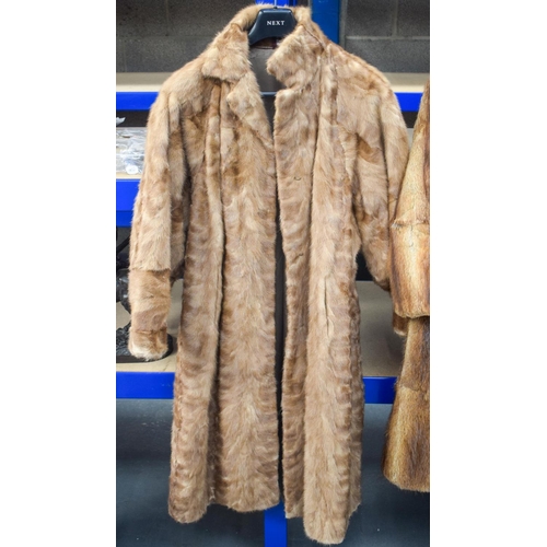 815 - FIVE VINTAGE FUR COATS. (5)