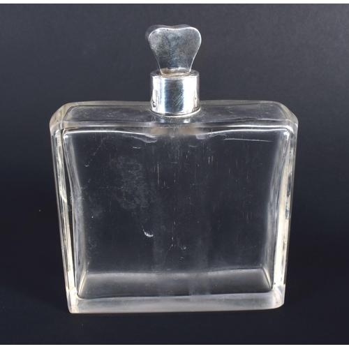 956 - A VINTAGE ENGRAVED GLASS FIVE SECTION SCENT BOTTLE HOLDER. Silver 184 grams. 13.5 cm x 9.5 cm. (5)