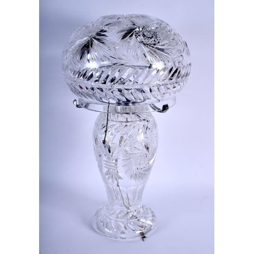 11 - A FINE ENGLISH CUT CRYSTAL MUSHROOM LAMP of floral form. 54 cm x 20 cm.