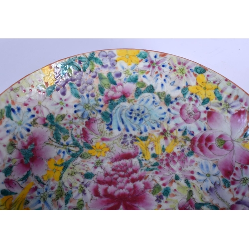 1510 - AN EARLY 20TH CENTURY CHINESE FAMILLE ROSE MILLIFIORE PORCELAIN DISH late Qing/Republic, painted wit... 