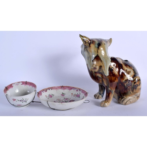 1568 - AN 18TH CENTURY CHINESE EXPORT FAMILLE ROSE TEABOWL AND SAUCER together with a glazed cat. Largest 2... 