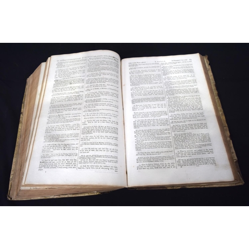 2522 - An Illustration of the Holy Scriptures by Notes and Explications on the Old and New Testament three ... 