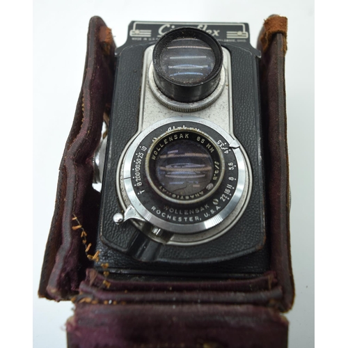 2529 - Three vintage cameras Ciro flex, Kodak and another (3).