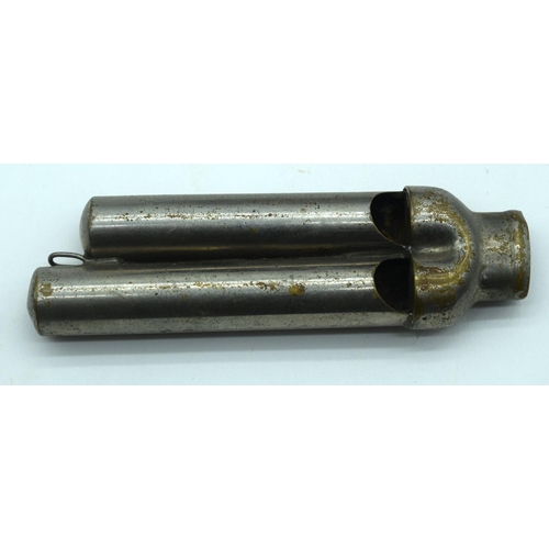 2537 - A vintage signalling lamp and a railway whistle 14cm (2)
