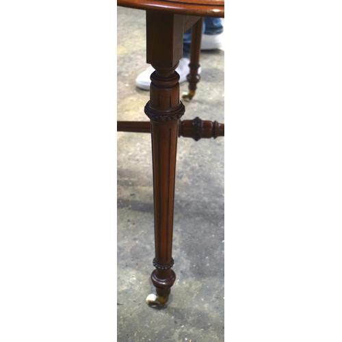 2568 - A FINE VICTORIAN WALNUT FOLDING GATELEG STYLE OCCASIONAL TABLE with acanthus capped feet. 117 cm x 9... 