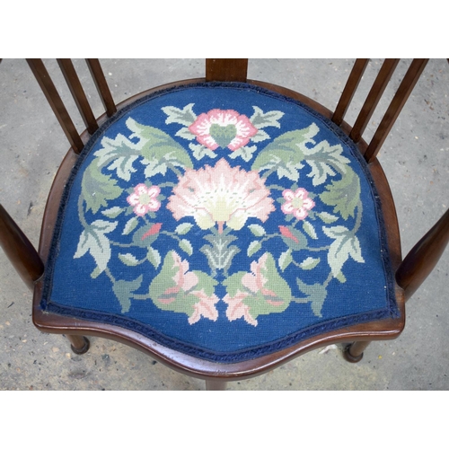 2571 - AN EDWARDIAN ARTS AND CRAFTS STYLE CHAIR. 70 cm x 54 cm.