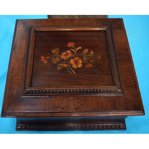 2589 - AN ANTIQUE SWISS MUSICAL SYMPHONIOM with separate discs. 45 cm x 22.5 cm.