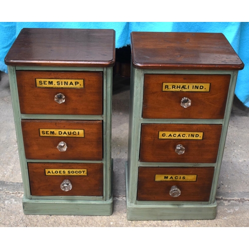 2595 - A SMALLER CHARMING PAIR OF GREEN PAINTED ANTIQUE APOTHECARY CHESTS with prism cut handles. 67 cm x 3... 