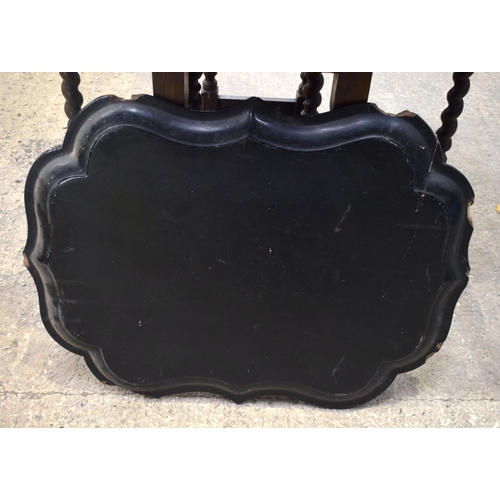 2596 - AN OAK GATELEG TABLE and a lacquer tray. 115 cm x 74 cm x 88 cm extended. (2)