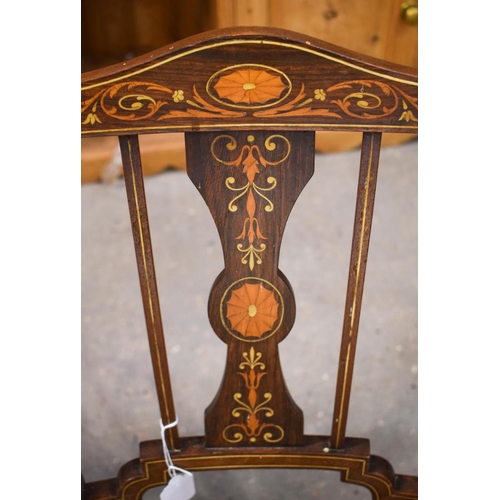 2605 - AN EDWARDIAN MAHOGANY ART NOUVEAU CHAIR. 79 cm x 43 cm.