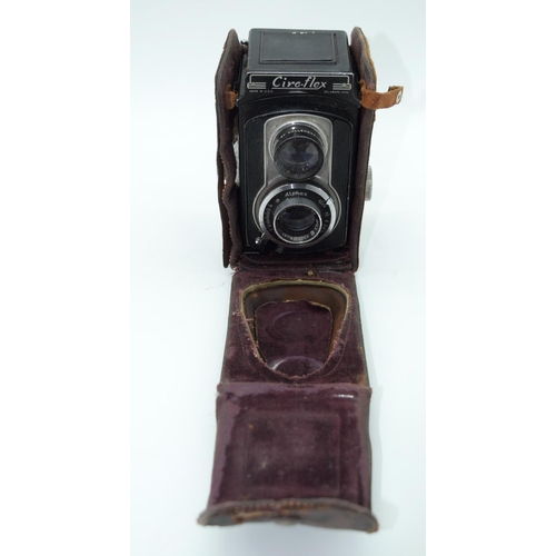 2529 - Three vintage cameras Ciro flex, Kodak and another (3).