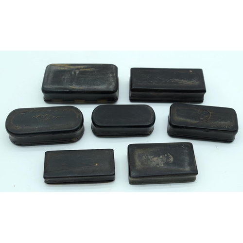 2540 - A collection of Tortoise shell snuff boxes 9cm (7).