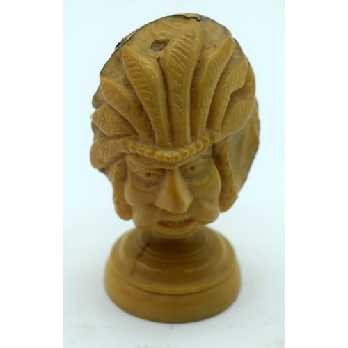 2541 - A miscellaneous collection including miniature copper kettle,bronze bell,bronze tray etc 14cm (7).