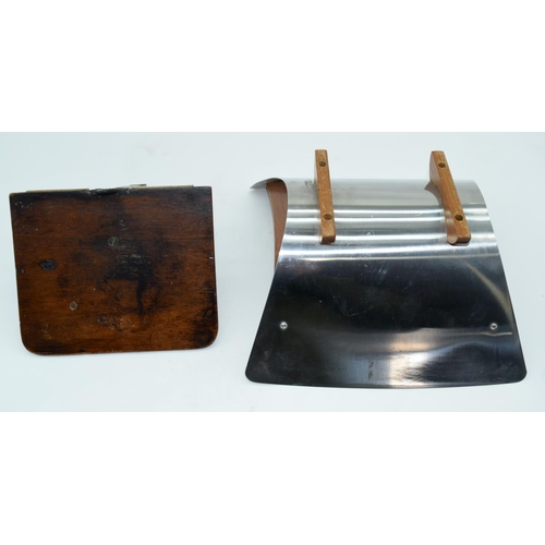 2542 - A stylish Swedish bowl together with a mahogany shelf. 26 x 12 cm (2)