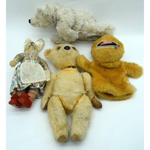 2543 - A collection of vintage soft toys and teddys Deans rag book, etc 34cm (4).
