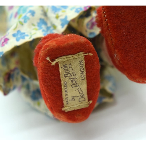 2543 - A collection of vintage soft toys and teddys Deans rag book, etc 34cm (4).