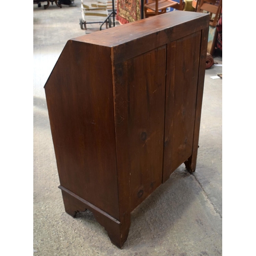 2577 - A GEORGE III STYLE MAHOGANY BUREAU. 97 cm x 40 cm.