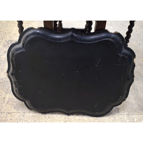 2596 - AN OAK GATELEG TABLE and a lacquer tray. 115 cm x 74 cm x 88 cm extended. (2)