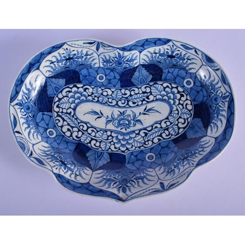 172 - Worcester kidney-shaped dish decorated with the K'ang Hsi Lotus pattern with petal-shaped panels of ... 